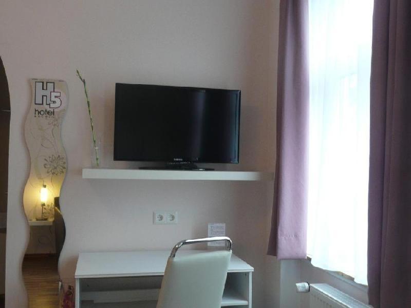 H5 Hotel BRE Oda fotoğraf